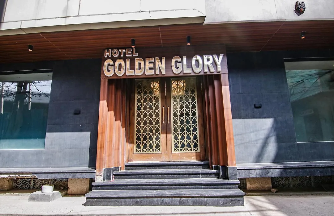 Fabhotel Golden Glory-1