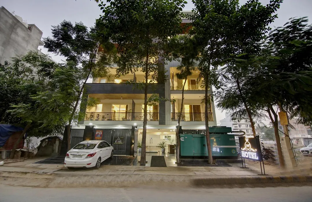 360 Degree Hotel-1