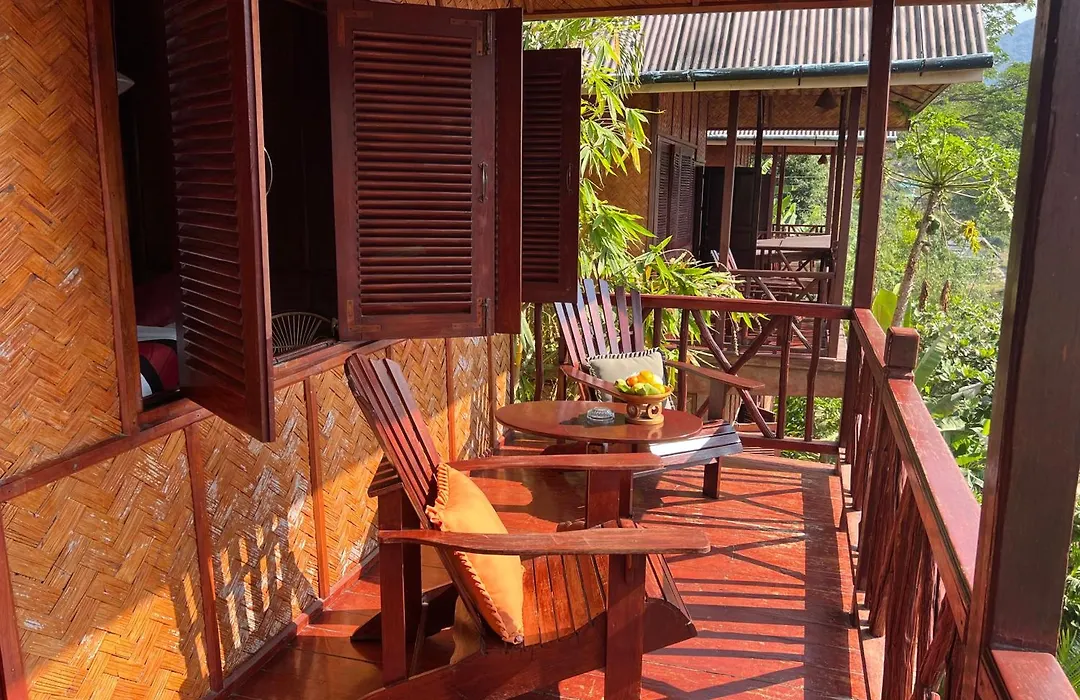 Mekong Riverside Lodge-1