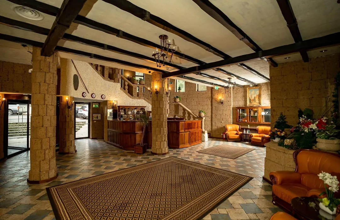 House Of Dracula Hotel-1
