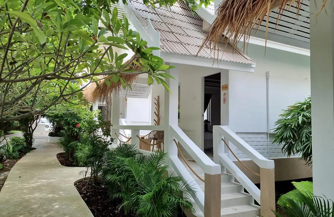 Elephant Beach Club & Resort Samui-1