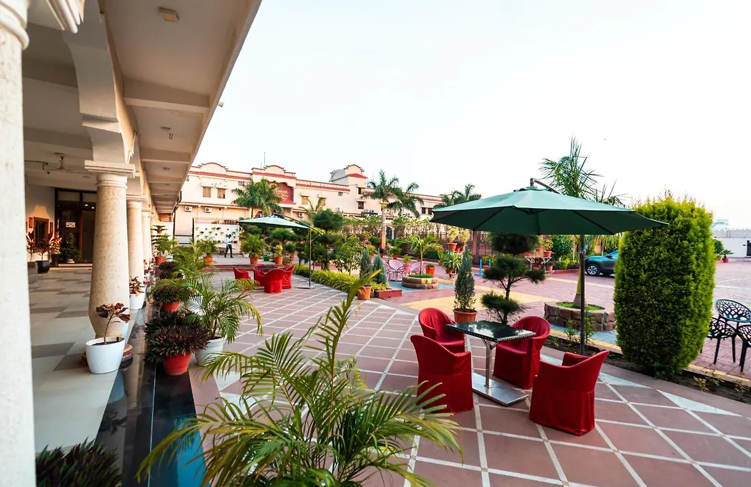 Hotel Royal Palace-1