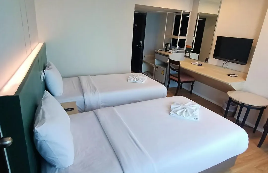 Mayflower Grande Hotel Phitsanulok-1