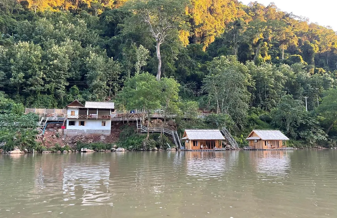 Nongkhiaw The Float House-1