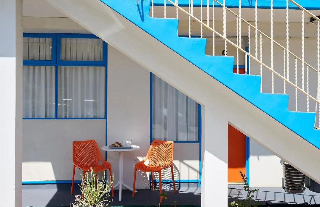 Baileys Parkside Motel By Vetroblu-1