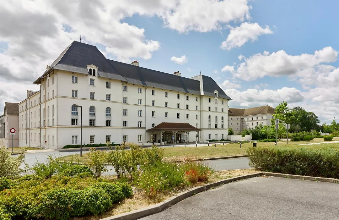 B&B HOTEL près de Disneyland Paris-1