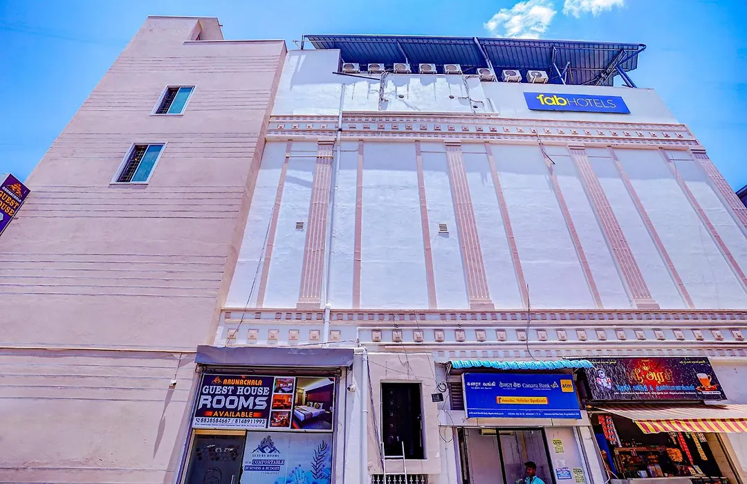 Fabexpress Arunachala Guest House-1