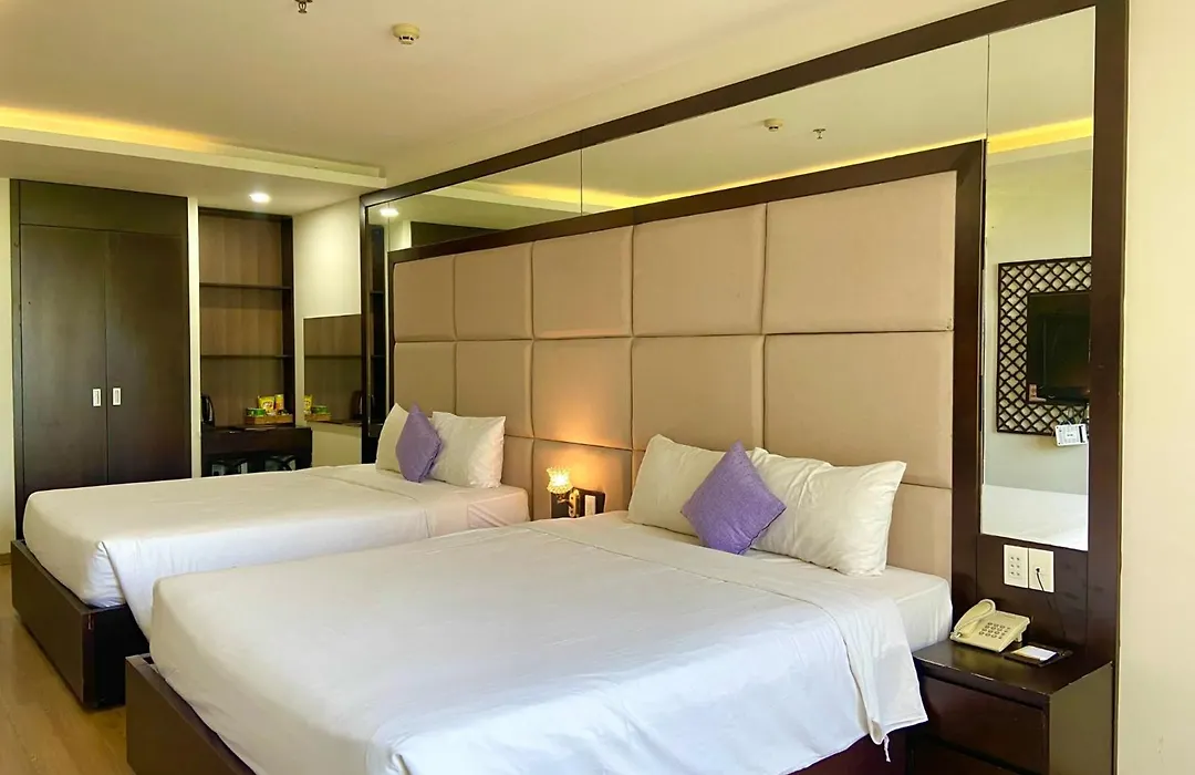 Pariat River Front Hotel-1
