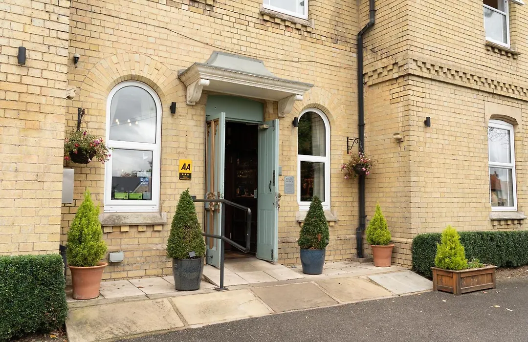 The Finch Hatton Arms-1