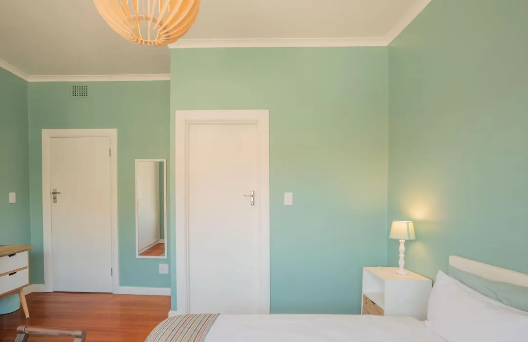 The Avenue House-1