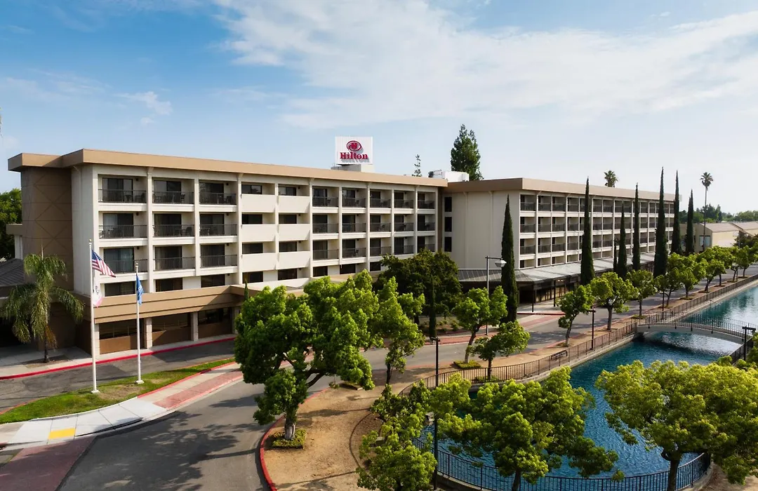 Hilton Stockton-1