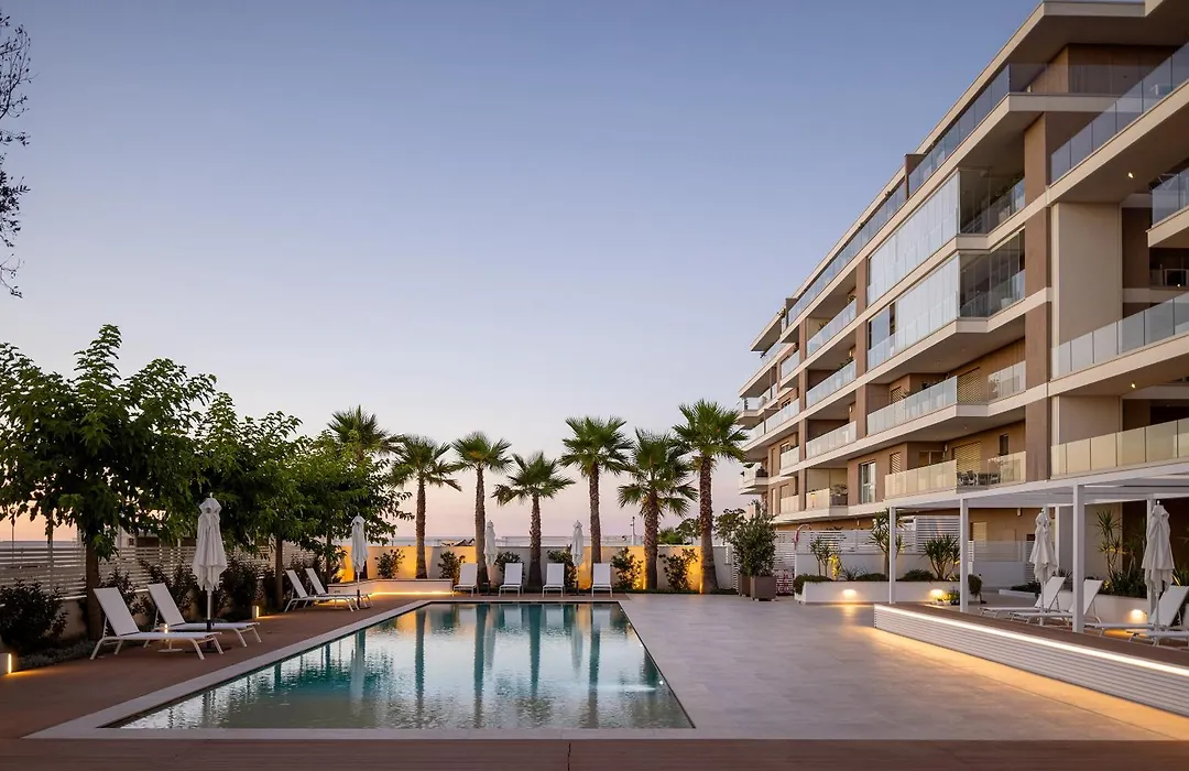 B21 Lifestyle Hotel-1