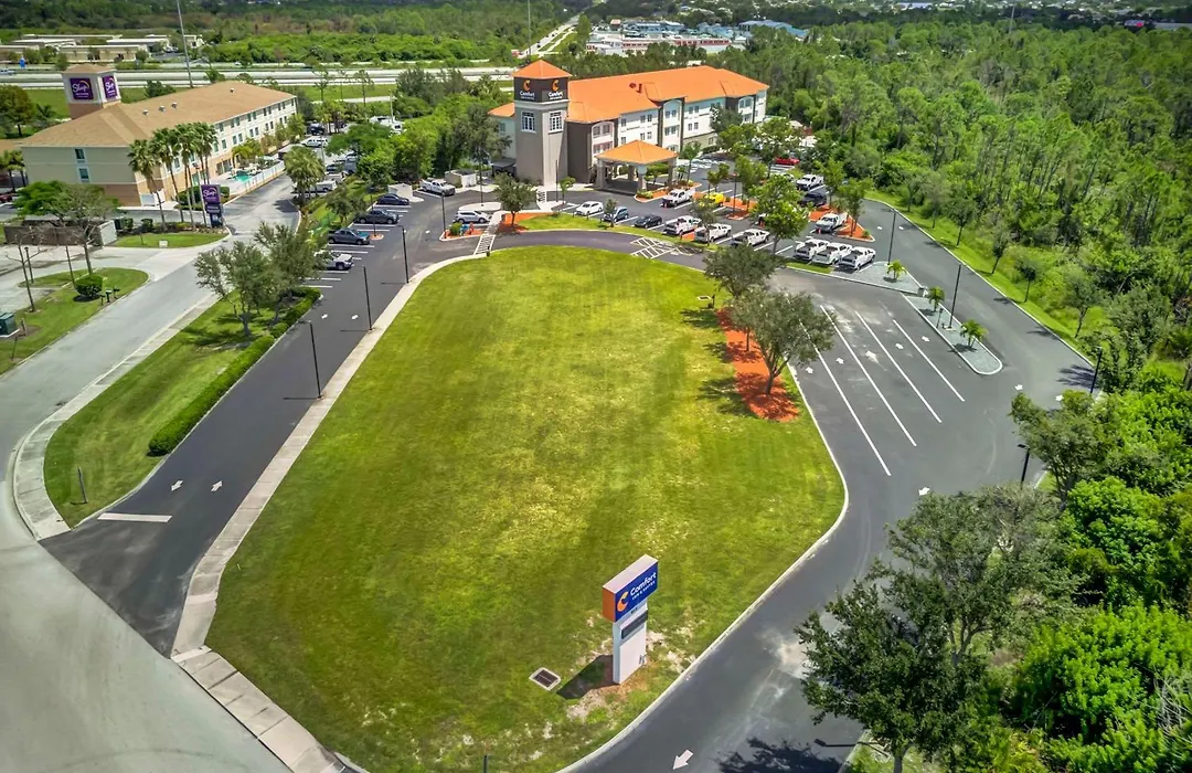 Comfort Inn & Suites Port Charlotte-Punta Gorda-1