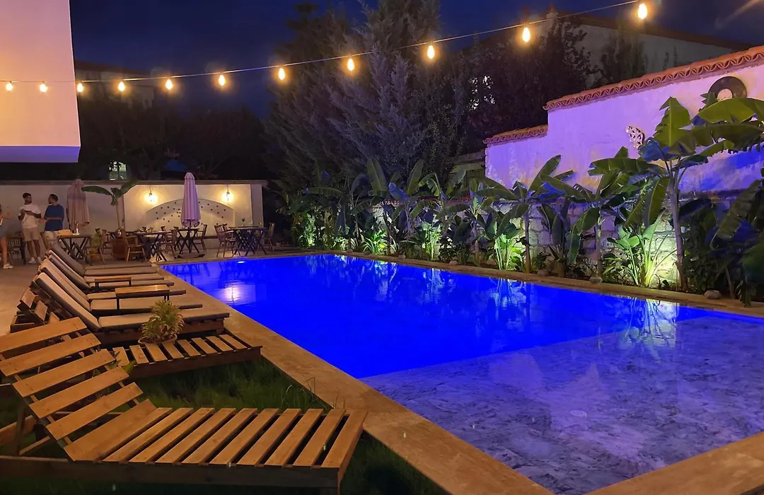 Trina Talles Hotel Alacati - Luxury Design Adult Only-1