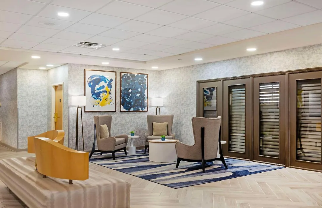 Comfort Inn & Suites Greenville Near East Carolina University-1