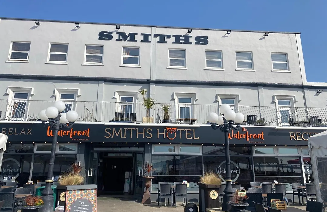 Smiths Hotel-1