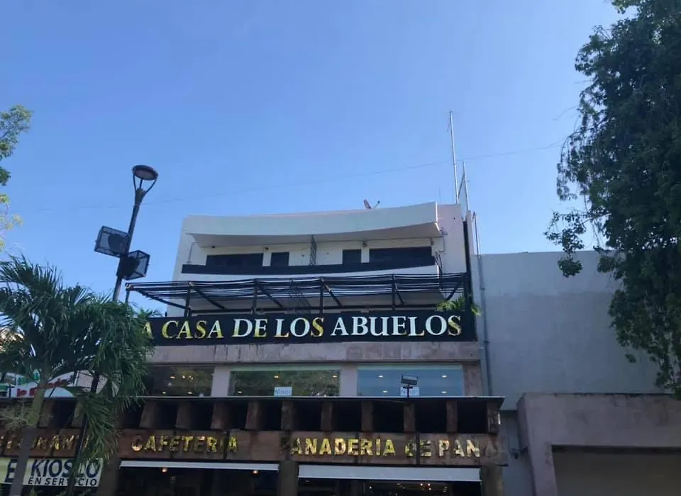 Hotel zócalo abuelos-1