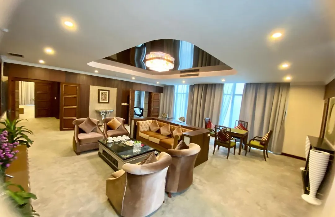 Muong Thanh Luxury Nhat Le Hotel-1