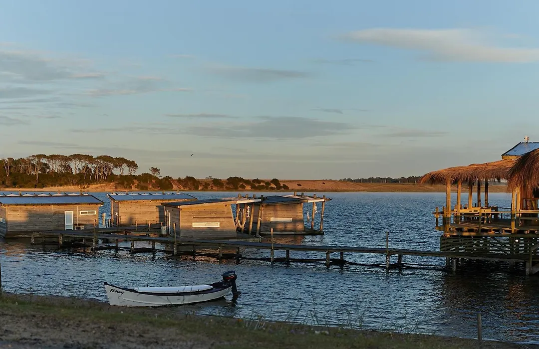 Laguna Garzón Lodge-1