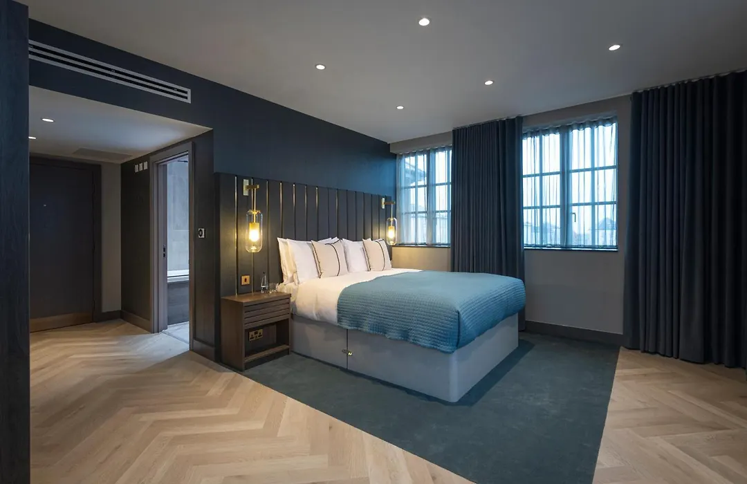 The Heyford Hotel-1