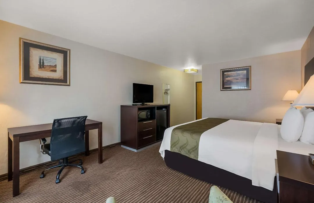 Quality Inn Richfield I-70-1