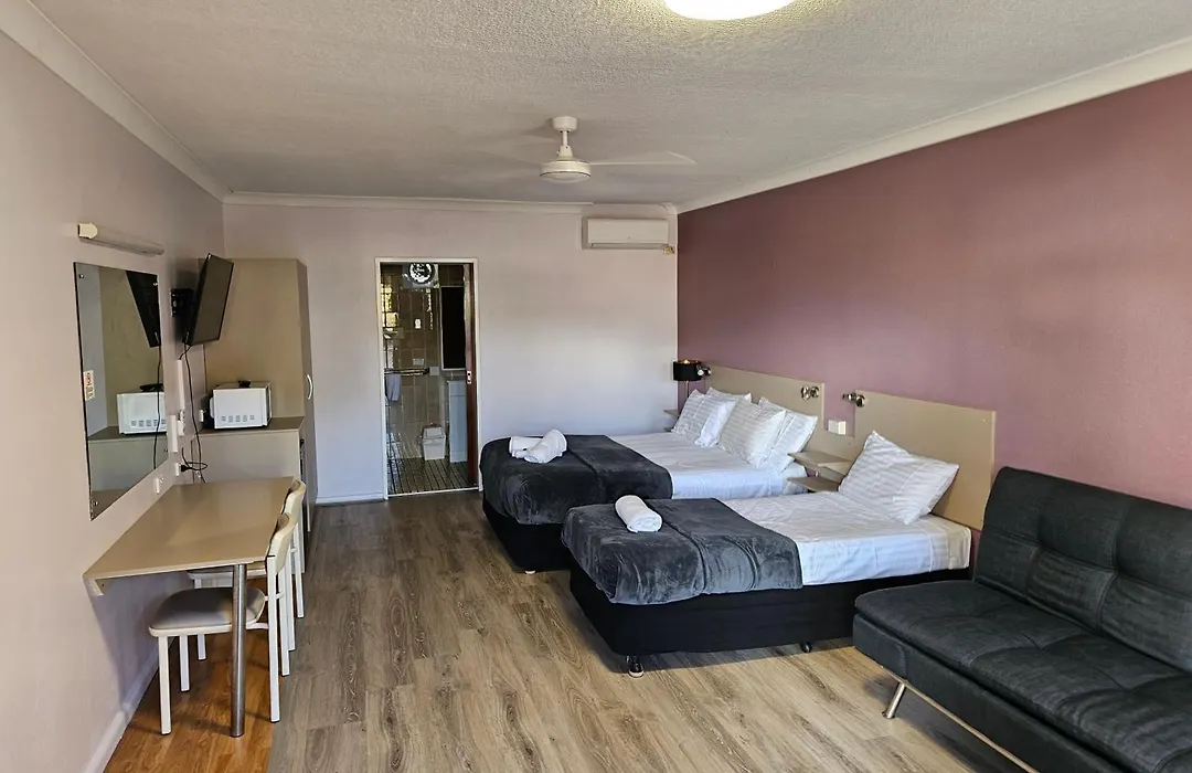 Cumberland Motor Inn-1