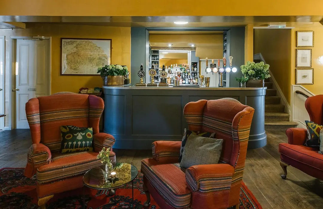 The White Swan Inn-1