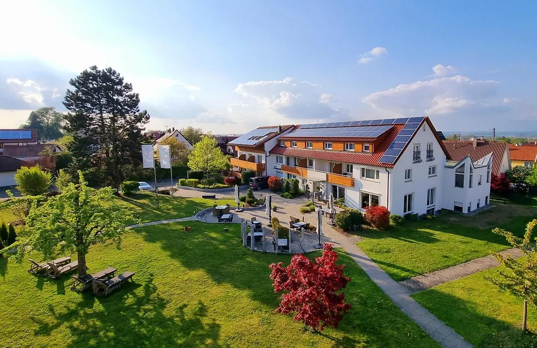 Landhotel Sonnenhalde-1