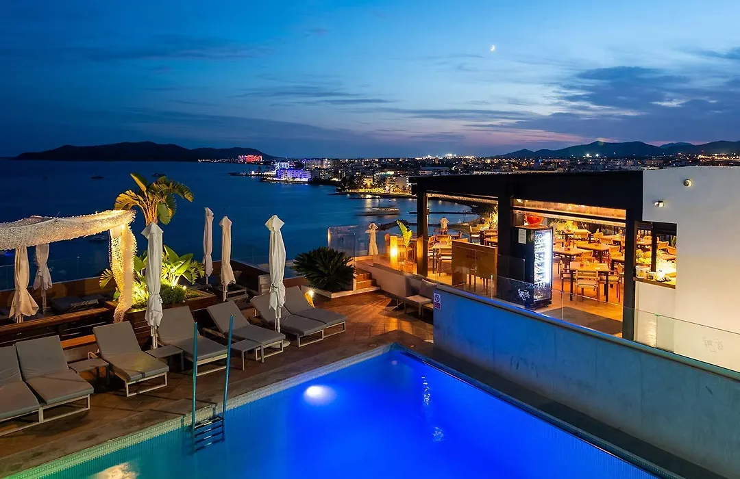 Hotel Cenit & Apts Sol Y Viento-1