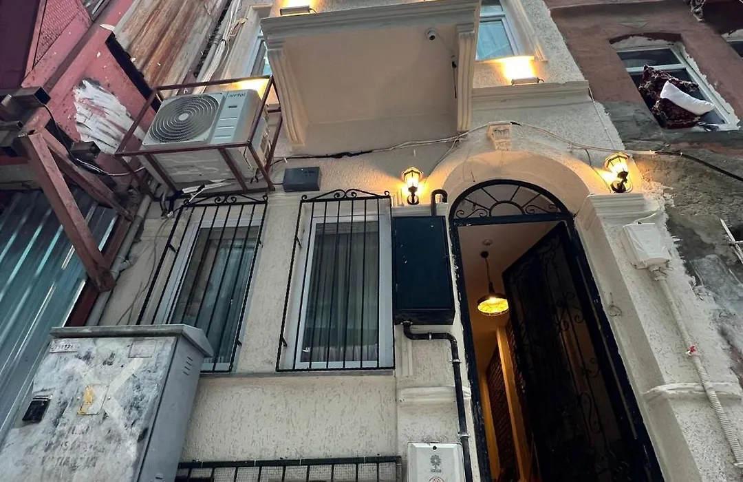 Taksim Nacre 360 Suit-1