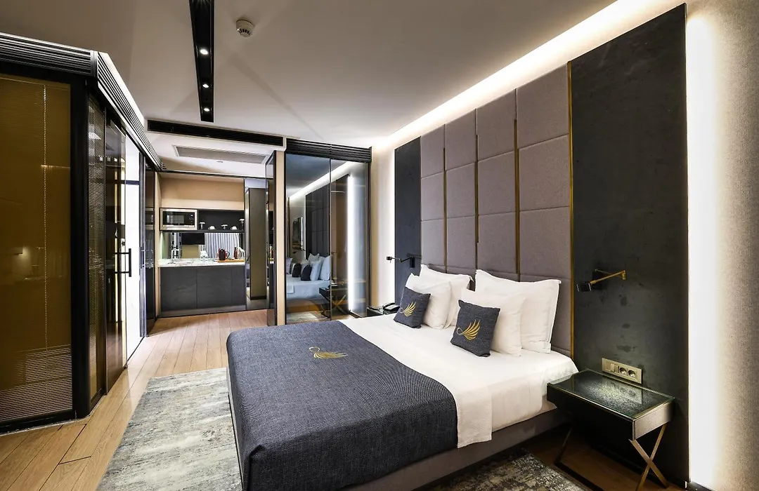 Broyt Hotel-1