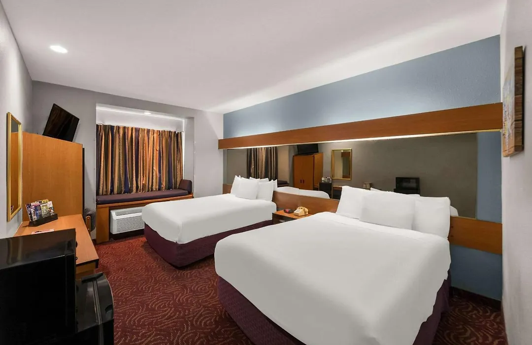 Econo Lodge Inn & Suites Mesquite - Dallas East-1