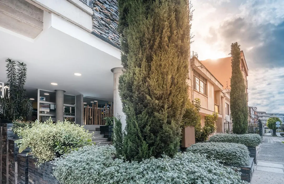 Hotel 5 Elementos Corferias by HBP-1