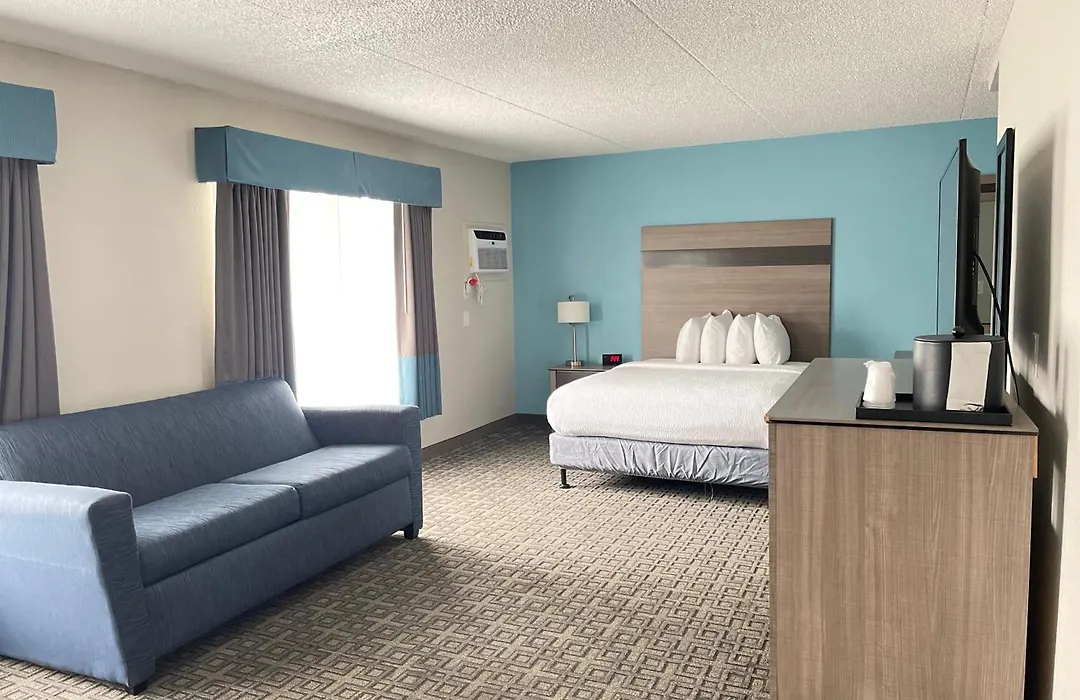 Days Inn & Suites By Wyndham Spokane-1