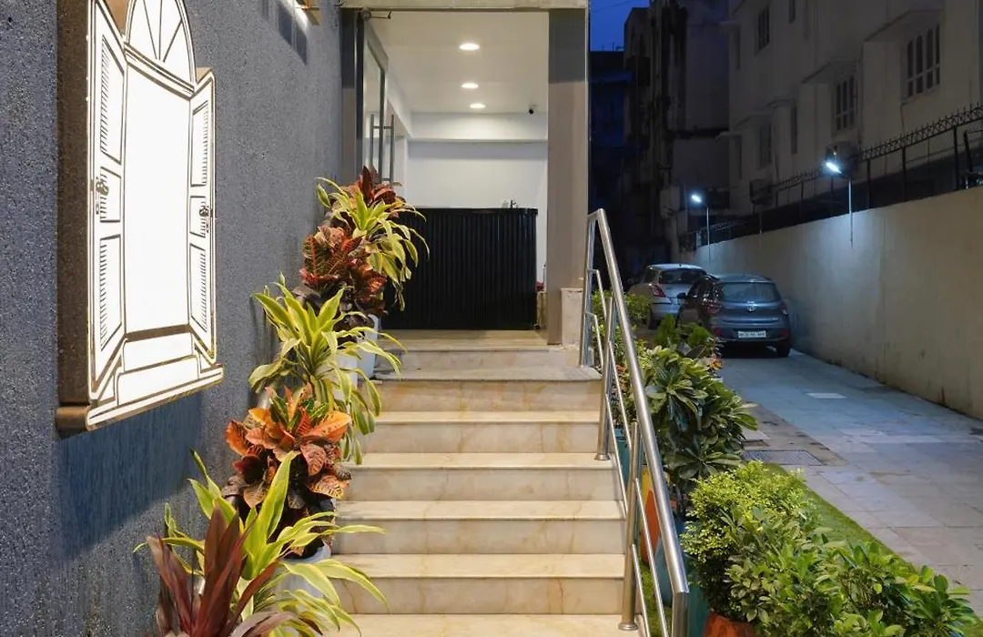 Uptown Hotel-1
