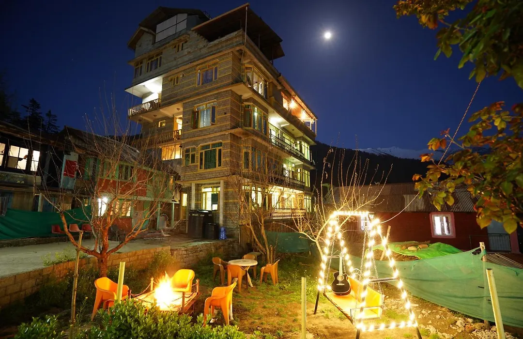 Shree Ram Cottage, Manali ! 1,2,3 Bedroom Luxury Cottages Available-1