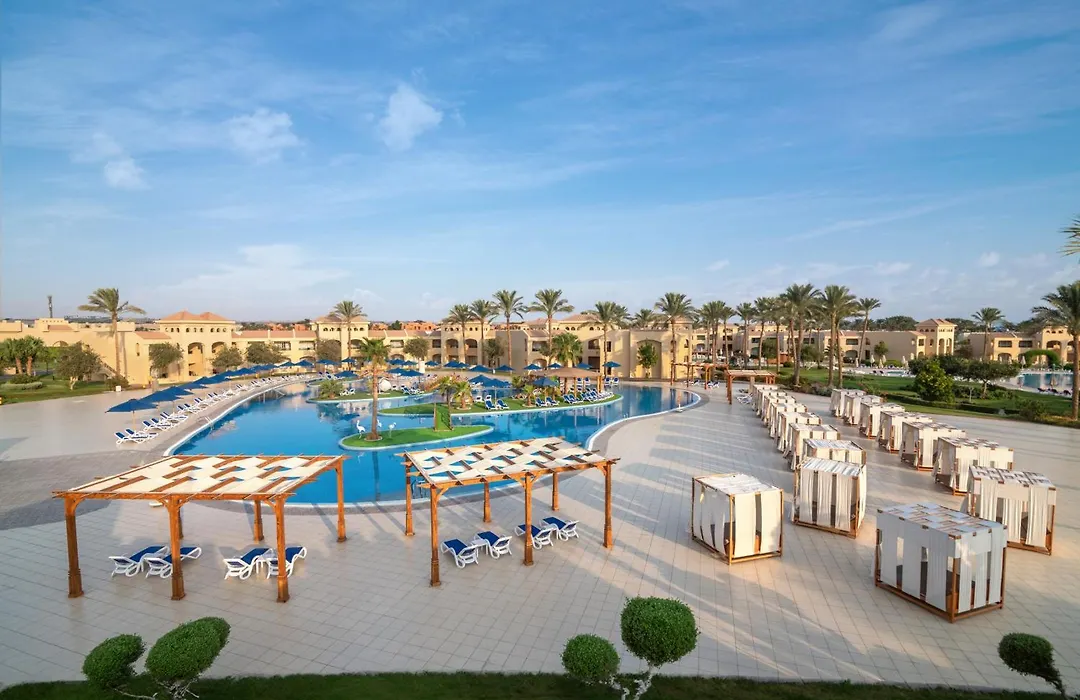 Cleopatra Luxury Resort Makadi Bay-1