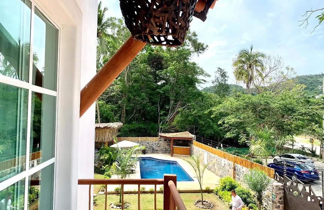 Solez Zihuatanejo-1