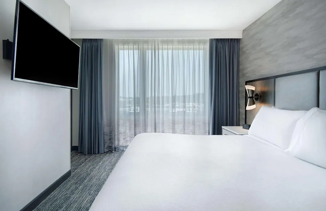 Embassy Suites By Hilton Alpharetta Halcyon-1