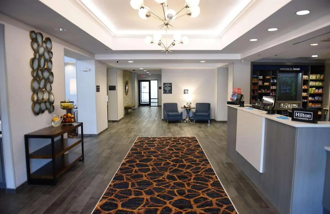Hampton Inn & Suites Lenoir, Nc-1