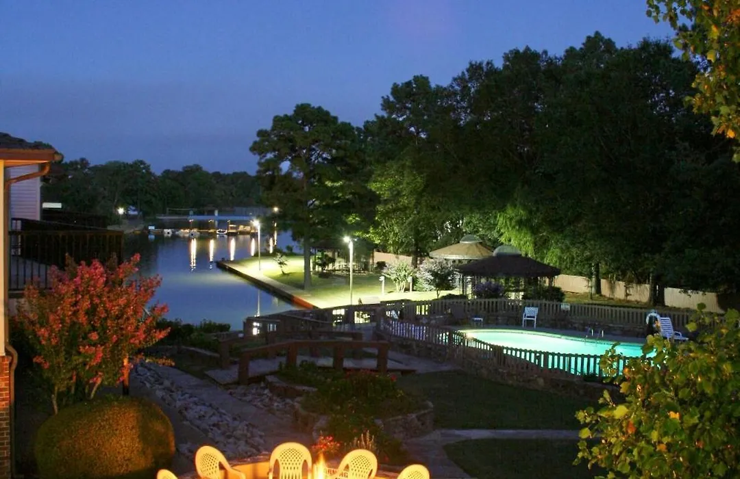 Emerald Isle Resort-1