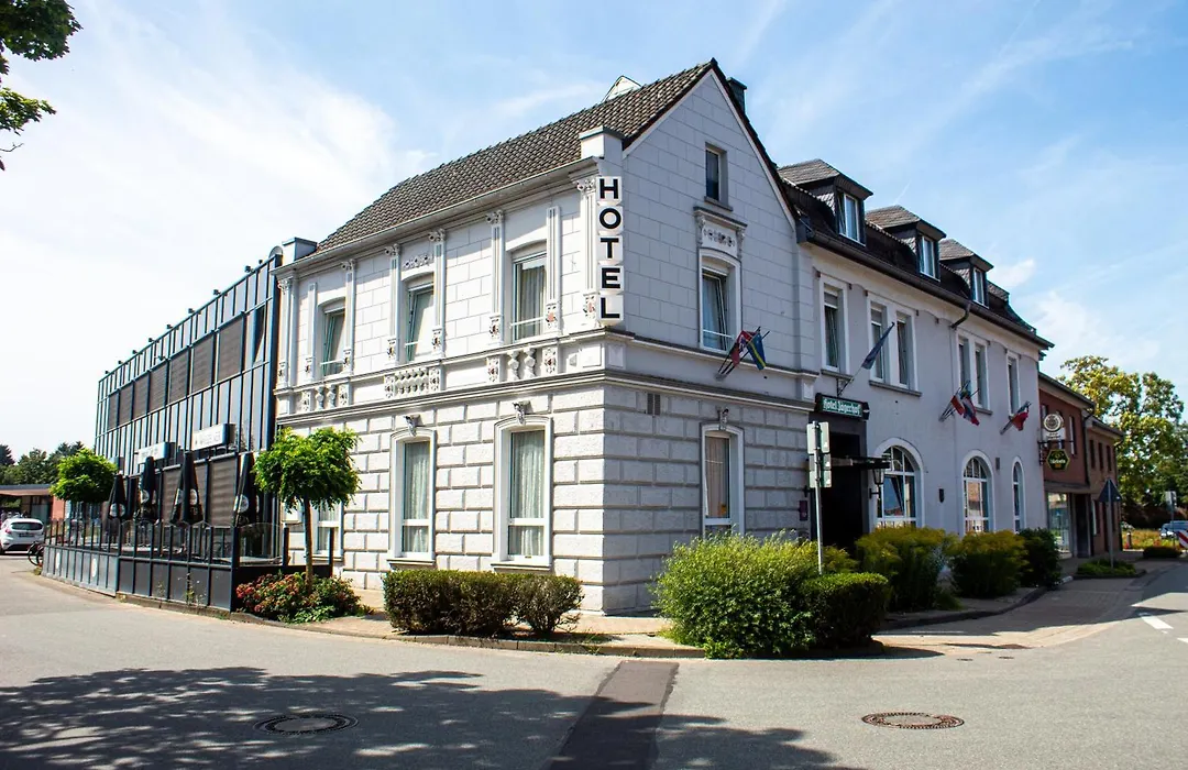Airport Hotel Jägerhof Weeze-1
