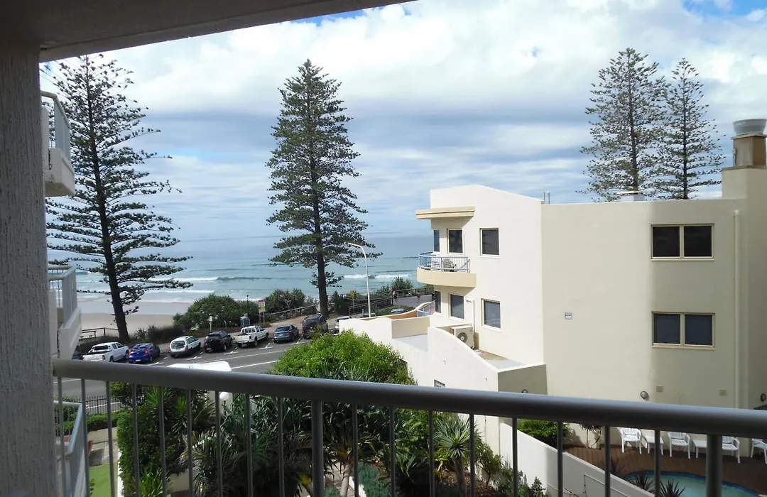 Coolum Caprice-1