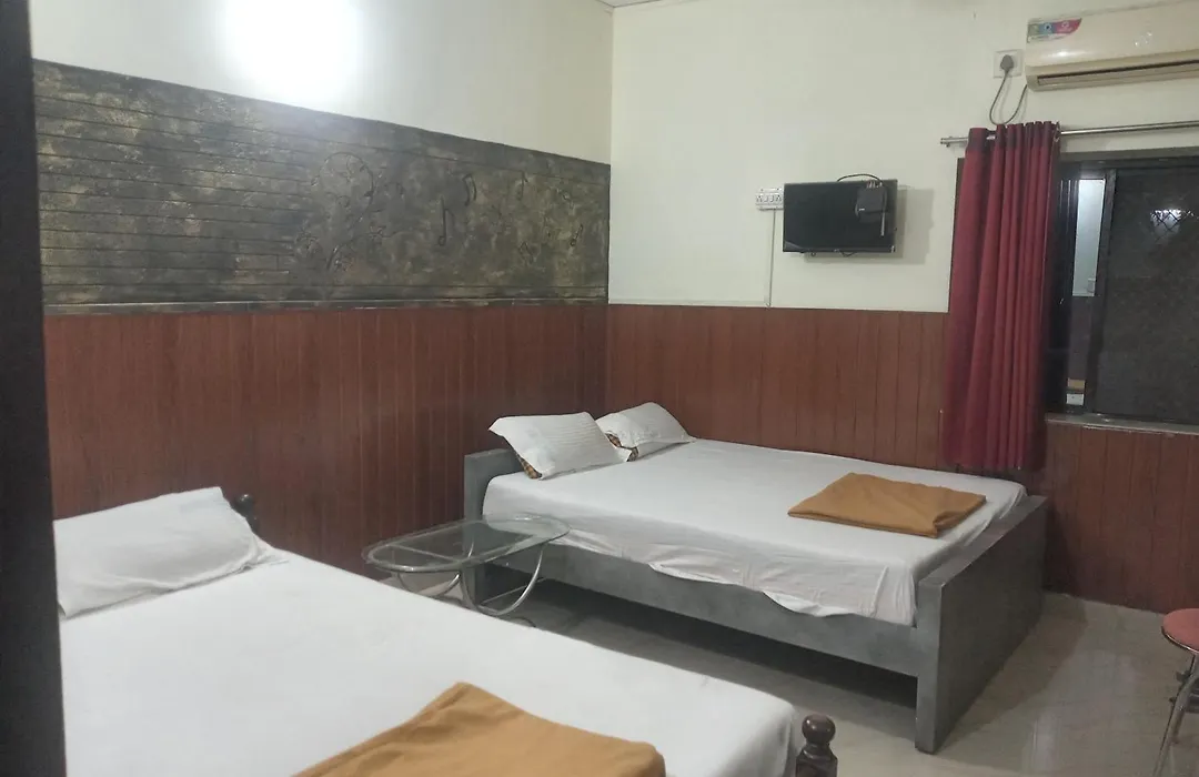 Avanti Inn-1