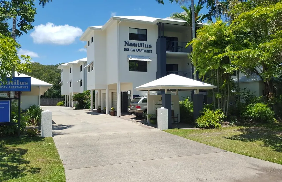 Nautilus Holiday Apartments-1