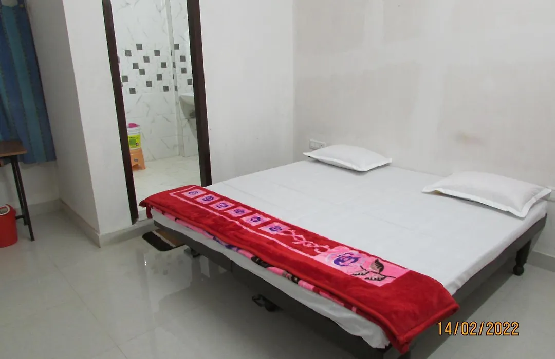 Ashish Guest House, Goverdhan Vilas-1