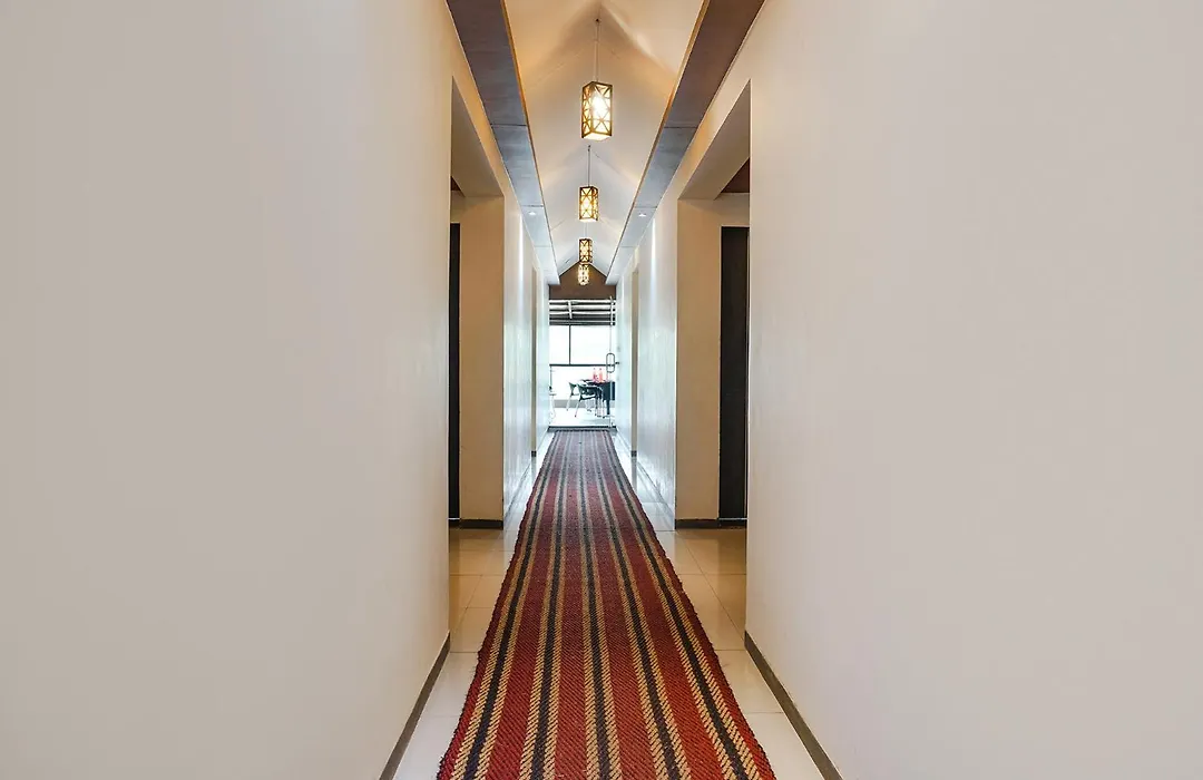 Fabhotel Prime Meera Vatika - Nr Veena Lake-1
