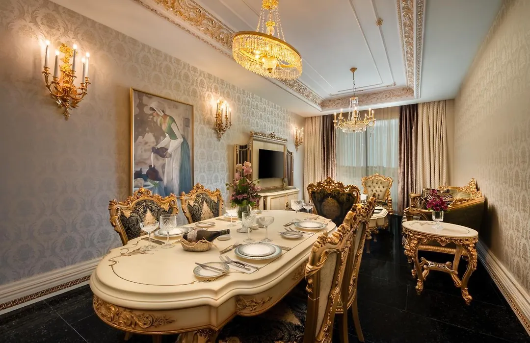 Les Ambassadeurs Hotel Casino&Marina-1