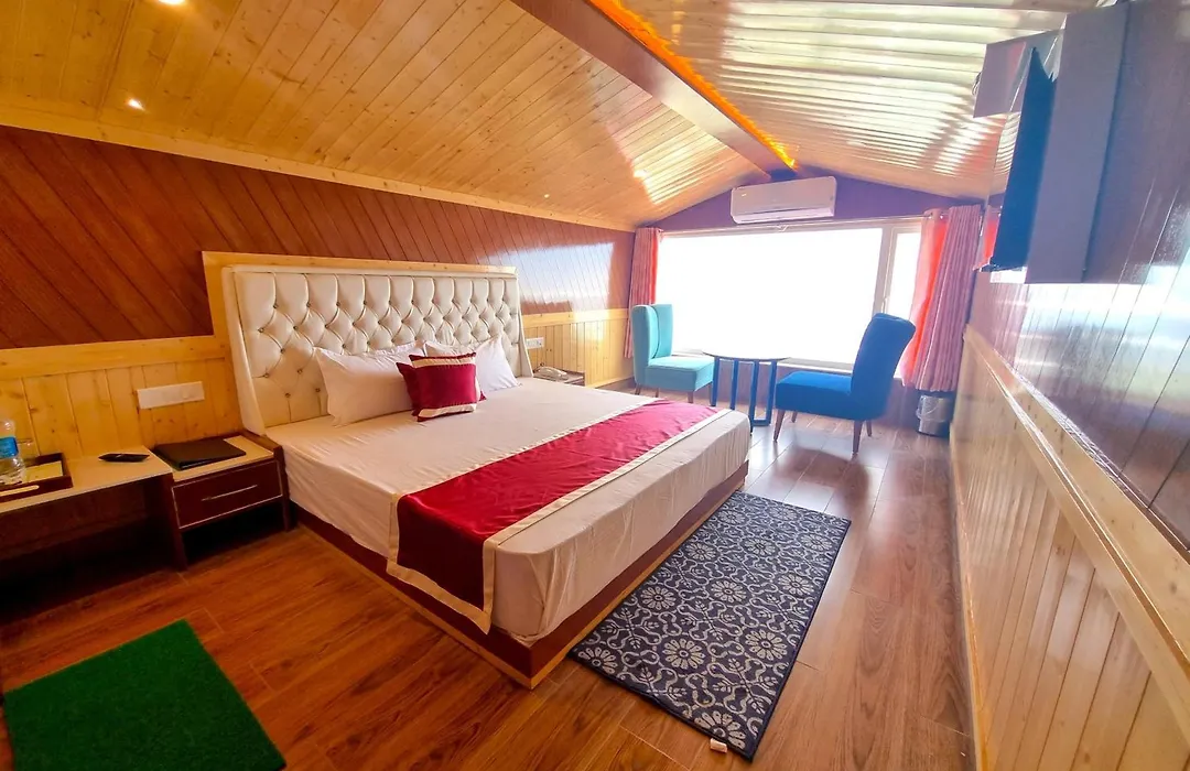 Wood Stock Luxury-New Property-Rooftop Terrace-Forest Trail Adjoining The Property-1