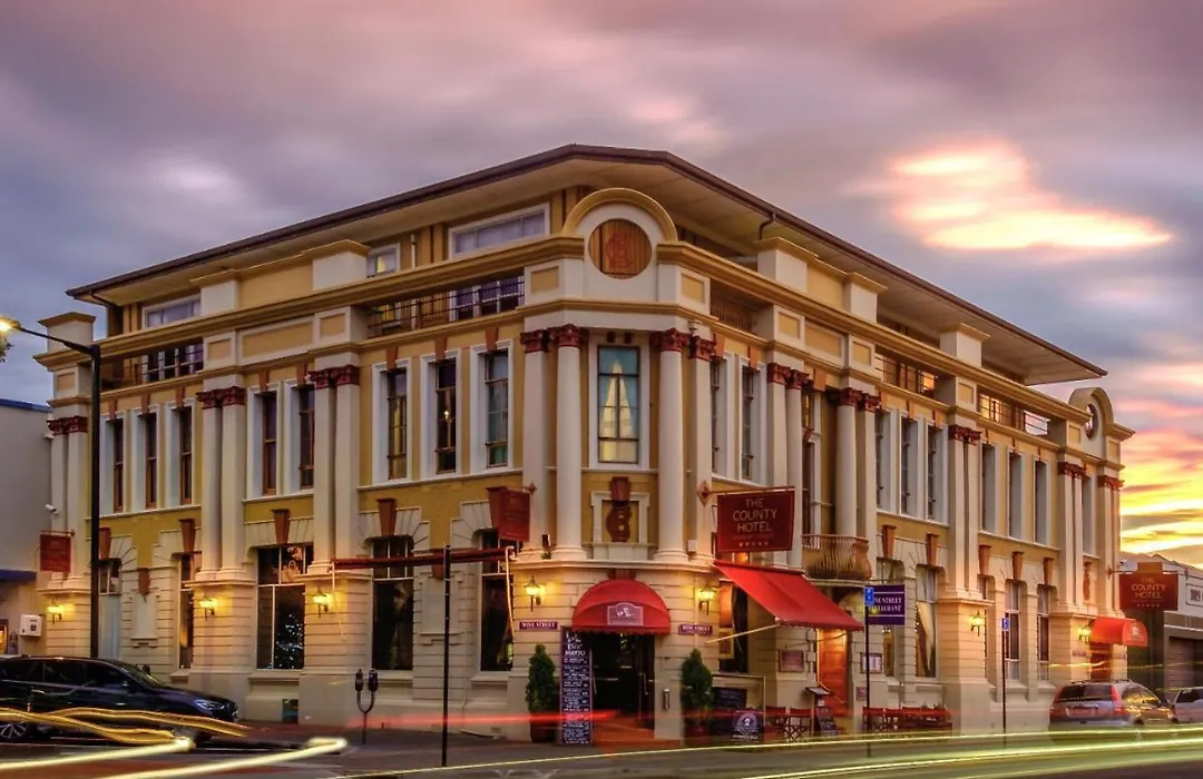 The County Hotel-1